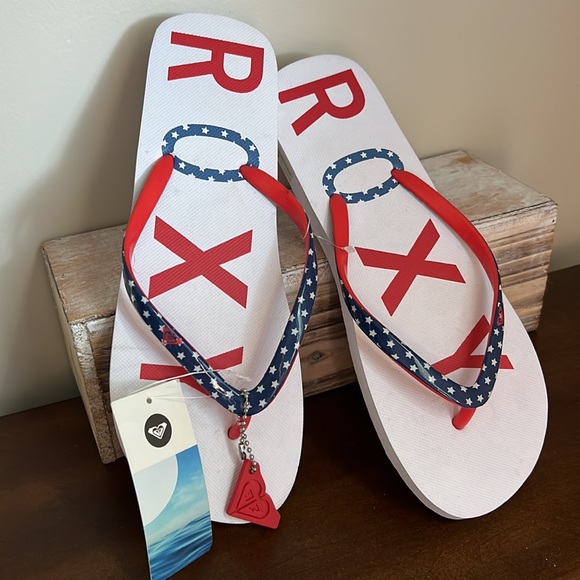 ROXY 🏄 NWT 🇺🇸Red White & Blue🇺🇸 Flip Flops Size 9 - Picture 3 of 9